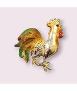 Vintage gerrys brooch , looks like something is on it - €13,02 EUR