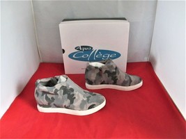 Aqua College Glady Waterproof Wedge Sneakers $120 US Size 7 1/2  Grey Camo -#317 - £24.91 GBP