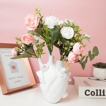 Btpouy White Anatomical Heart Vase Resin Flower Pot Desktop Ornament, 4X... - £26.71 GBP