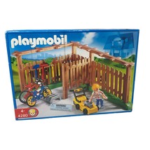Playmobil Toy Set 4280 City Summer Backyard with Fence Bike Lawnmower for 4279 - £77.52 GBP