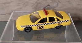 Masito 1991-1996 Chevy Caprice Taxi 1/64 Scale Diecast Car - $11.30