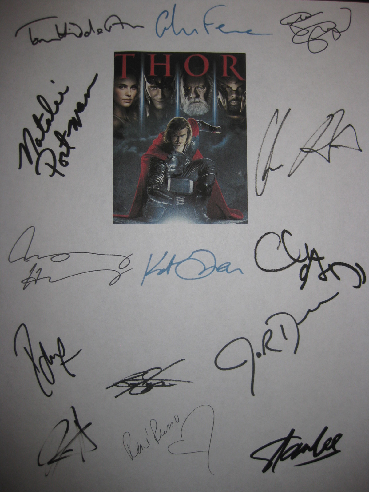 Thor Signed Film Movie Script Screenplay Autograph x14 Chris Hemsworth ...