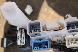2005-2010 SCION TC DASH DASHBOARD INTERIOR CABIN FUSE BOX J426 image 3