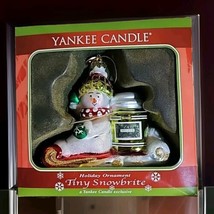 YANKEE CANDLE Exclusive Blown Glass TINY SNOWBRITE Christmas Ornament - £11.42 GBP