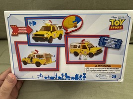 Disney Parks Toy Story Pizza Planet Truck with Woody and Buzz Figures NEW image 3