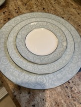 6 - 8&quot; Royal Worcester Serenade Salad plates 1966 EXC!! - $798.81 MXN
