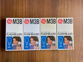 GE General Electric M3B  FlashBulbs - $40.00