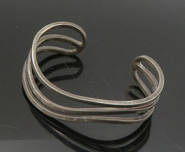 925 Sterling Silver - Vintage Dark Tone Wavy Split Shank Cuff Bracelet - BT7919 - £89.11 GBP