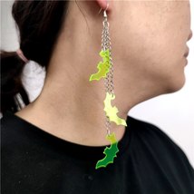 KUGUYS Long Tassel Bat Drop Dangle Earrings for Women Acrylic Green Hot Pink Cle - £6.73 GBP