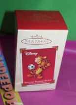 Hallmark Disney Winnie The Pooh Soccer Tigger W/ Card Christmas Holiday Ornament - £14.23 GBP