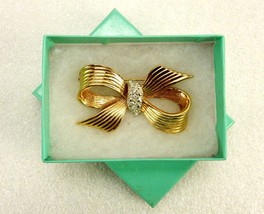 Ribbon Bow Sweater Pin, Crystal Pave Gemstones, Gold Tone Metal Frame, J... - $14.65