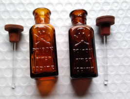 2 Vintage Poison Amber Glass Bottles Dauber Skull Crossbone TINCT Iodine Gothic - £48.60 GBP