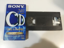 VHS Tape de Video Original Engraved sony 240 Min - para Regrabar Above - $8.89 VHS Tape de Video Original Engraved sony 240 Min - para Regrabar Above - $8.89