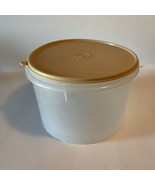 Vintage Tupperware 5 qt with lid Canister Tan - £19.81 GBP