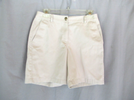 L.L.Bean shorts Size 6 regular chino beige flat front inseam 7&quot; - £11.52 GBP