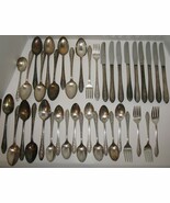 39 Vtg Rogers &amp; Bro Reinforced Plate IS Forks Spoons Knives Silverplate ... - $546.53 MXN