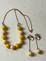 Vintage Demi Goldtone Chain w Light &amp; Dark Sunny Yellow Round Plastic Beads Neck - £11.72 GBP