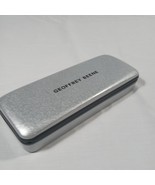 Geoffrey Beene Silver Clamshell Glasses Case (6&quot; x 2 ¼&quot; x 1 ¼&quot;) - £6.54 GBP