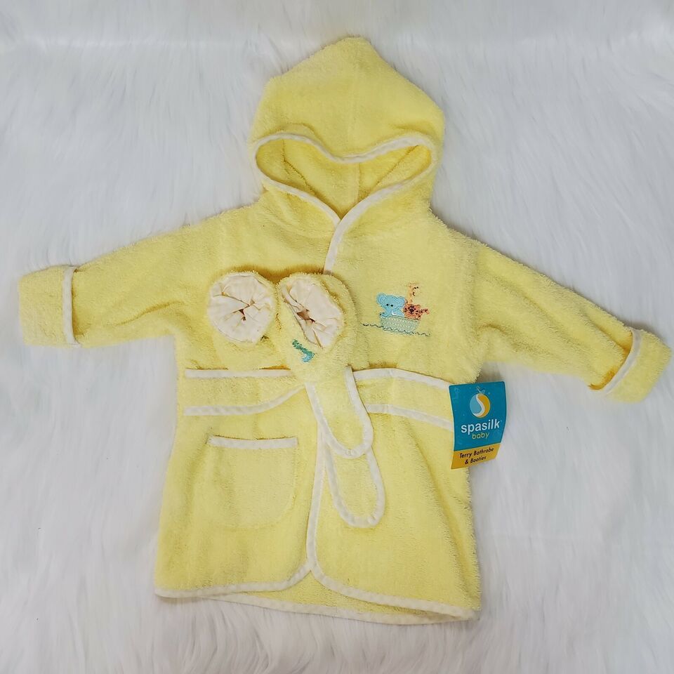 Primary image for Spasilk 0-9 Months Baby Unisex Hooded Towel Robe Slipper Booties Yellow NWT B62