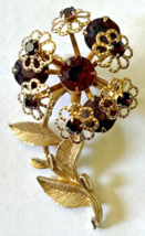 Vintage Gold Tone Purple Stone Flower Brooch SKU PB76 - £11.87 GBP