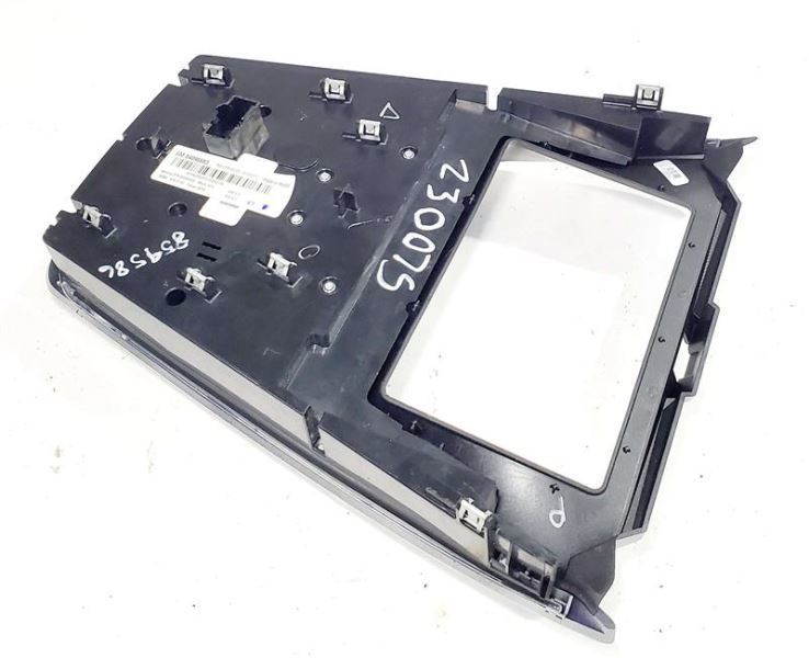 Radio Controls PN 84096683 OEM 2016 2017 Chevrolet Equinox  Item image 10
