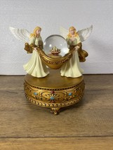 Two Angels &quot;Oh Come Let Us Adore Him&quot; Music Box Sankyo Snow-globe - £19.65 GBP