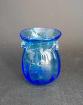Vintage Pilgrim Hand Blown Blue Art Glass Ruffled Top Applied Ribbon Trim Vase - £10.86 GBP