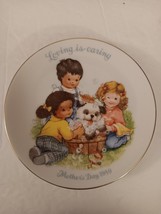 Avon Mother&#39;s Day 1989 Porcelain Collector Plate - Loving Is Caring - £11.96 GBP