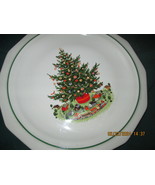10.75&quot; Christmas Heritage by Pfaltzgraff DINNER PLATE - $20.51 CAD
