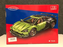 NEWRICE Super Sports Car Building Block Kit Green 1:10 Scale 2209pcs NEW In Box - £97.66 GBP