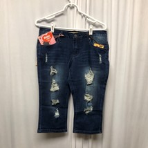 Hybrid and Company Bum Lifter Capri Blue Jeans Size 9 Distressed Denim NEW - $17.64