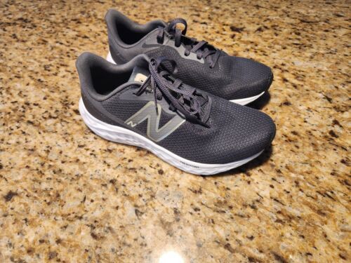 New Balance Unisex FF Arishi V4 WARISCM4 Black Running Shoes Sneakers  8... - $48.51