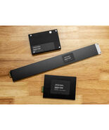 Micron 6550 ION NVMe 30.72TB E1.L (9.5mm) 512 bytes OCP 2.5   SED (TCG O... - $156,263.58 MXN