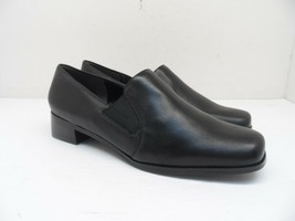 Trotters Women&#39;s Ash Slip On Casual Shoe T4158-001 Black Size 7W - £28.38 GBP