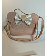 Loungefly Minnie Mouse purse - $942.37 MXN