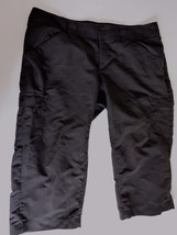 Columbia Black Capris Pants Omni Shade Size 8 Outdoor Lightweight Hiking Walking - £31.46 GBP