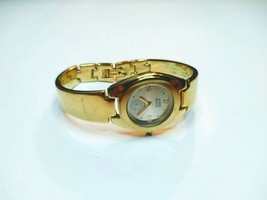 WORKS ANNE KLEIN SWISS GOLD TONE ROUND WRIST WATCH WOMEN LADIES ANALOG F... - $20.99
