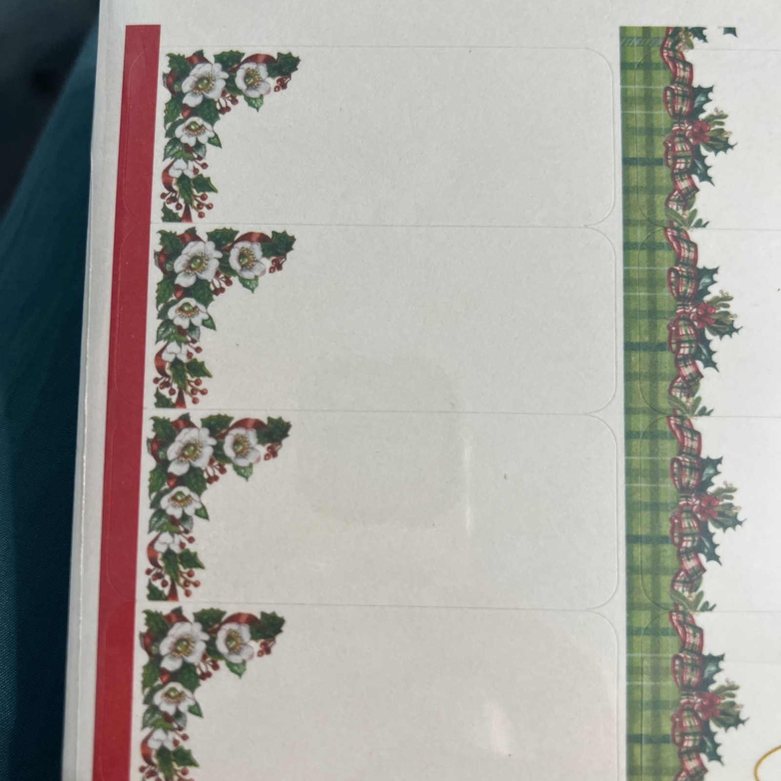 Geographics 150ct Mailing Labels Acid Free Assorted Holiday Christmas 1 x 2 5/8” Item image 3