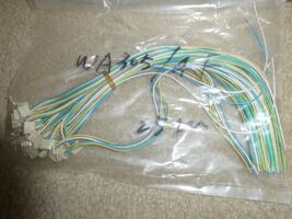 Lot of 25 MTH Railking O Scale Passenger Station Trim Wire w/ Plug Parts... - $28.71