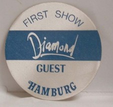 NEIL DIAMOND - VINTAGE ORIGINAL CONCERT TOUR CLOTH BACKSTAGE PASS  **LAS... - £7.73 GBP