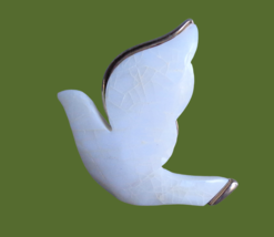 Vtg LC Liz Claiborne White Mosaic MOP Mother Of Pearl Peace Dove Bird Brooch - £19.60 GBP