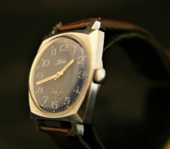 Rare vintage 1980&#39;s USSR, 15 jewel Pobeda ZIM  manual wind wristwatch serviced! - £66.02 GBP