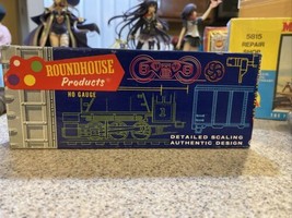 HO Roundhouse Illinois Central 50ft Post-War Slide-Door Box Car New Kit - £11.00 GBP