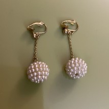 Vintage 1 1/2&quot; White Tiny Round Ball Cluster Dangle Clip Earrings - £3.20 GBP