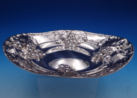 Grape by Birks Sterling Silver Bread Tray with Grape Motif 11&quot; x 7&quot; (#8055) - $434.61