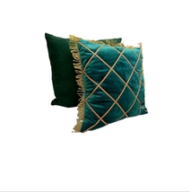 Luxury Vintage Pillow, Royal design, Pillow green velvet, Throw Pillow 18x18&#39;&#39; - £71.12 GBP