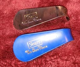 2 VTG Sears The Shoe Place Plastic Shoe Horns Advertising  Blue Brown - $14.99