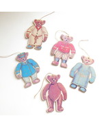 Vintage 1983 Merrimack Teddy Bear Ornaments Flat Hard Boards Paper Surface - £8.39 GBP