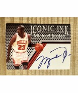 Michael Jordan Icon Ink Autograph Facsimile Basketball Card - $3.25