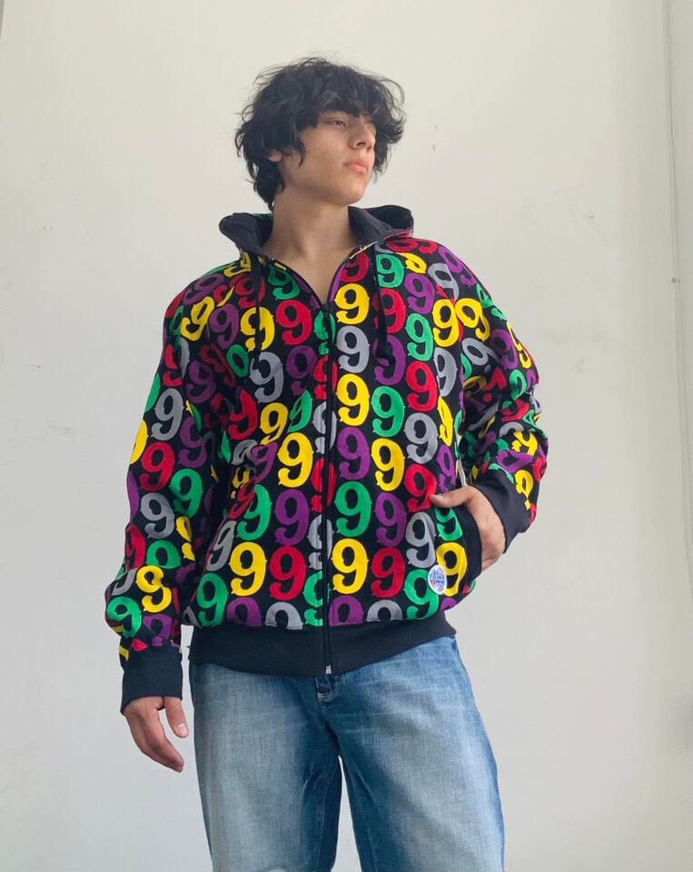 Full-size item image